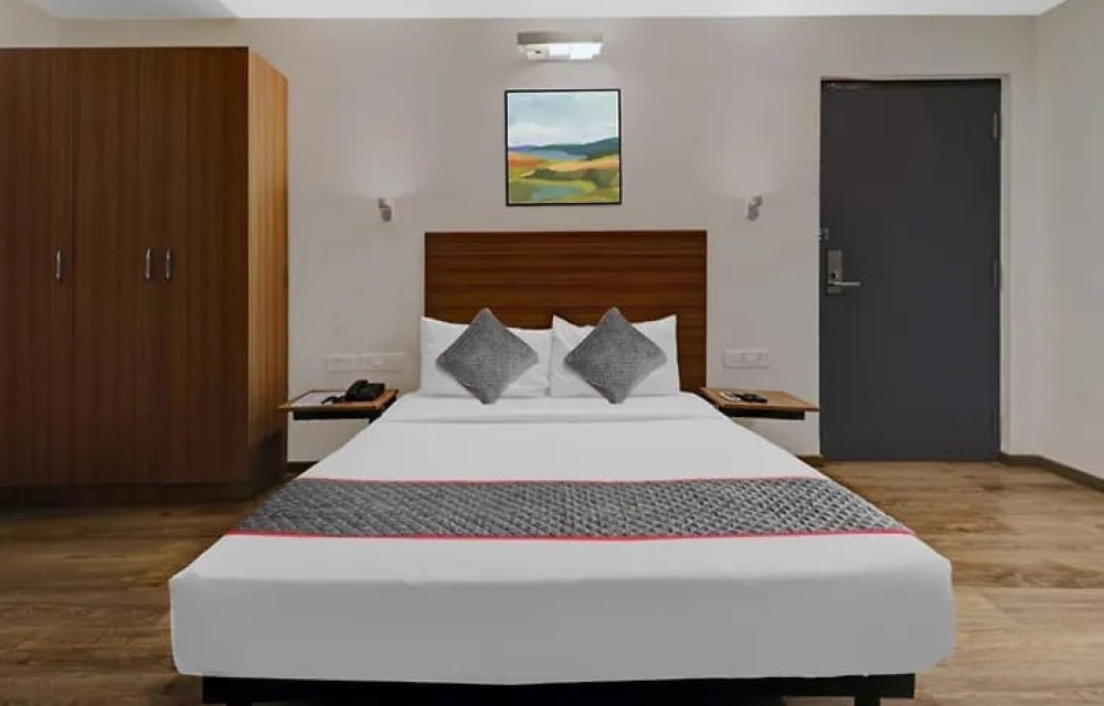 Royal Samrat Residency