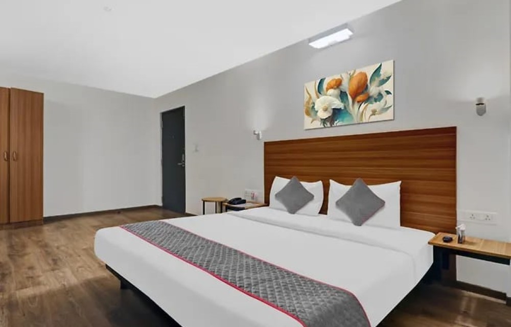 Royal Samrat Residency
